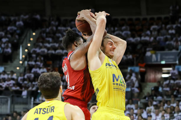 了比赛的胜 了比赛的胜