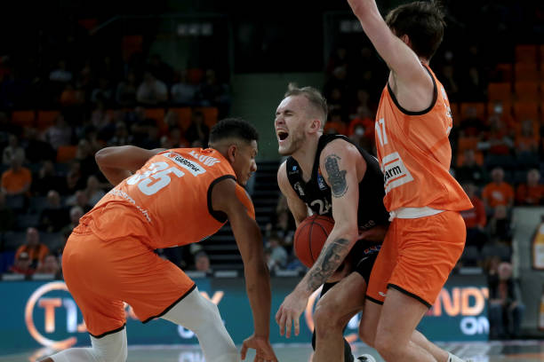 连带其品牌 连带其品牌