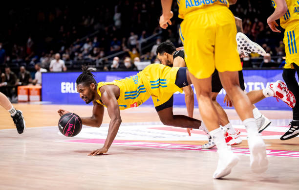 本场比赛 本场比赛