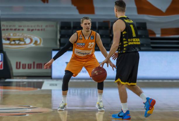 展现了他的 展现了他的